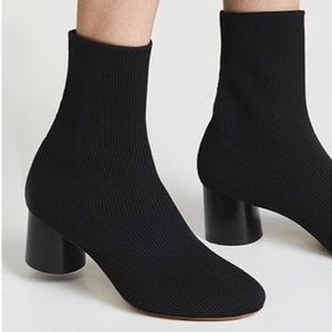 Vince Tasha Rib-Knit Cylinder Heel Sock Bootie Black Sz 9.5